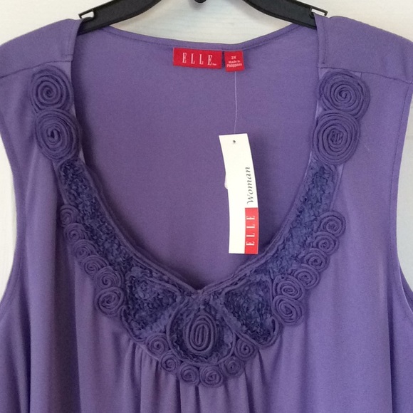 FINAL SALE PRICE Sleeveless Elle Top w/ Scroll Fabric Detail in 2X - Picture 2 of 4